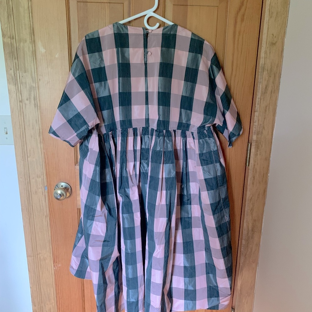 Plaid dress, oversized style